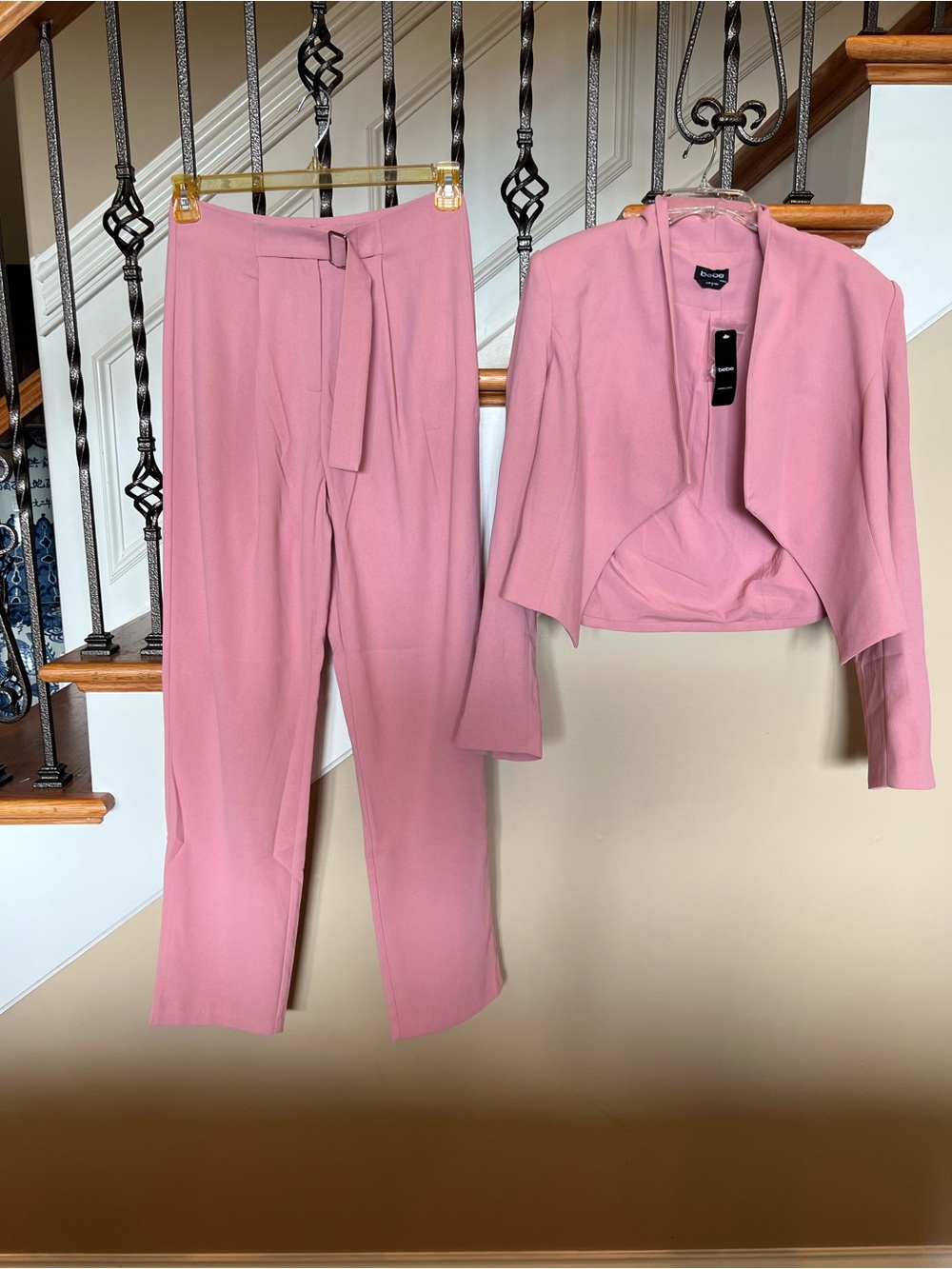 Bebe dusty Pink Tailored Pants size 4 & Cropped Blazer size 8 Set
